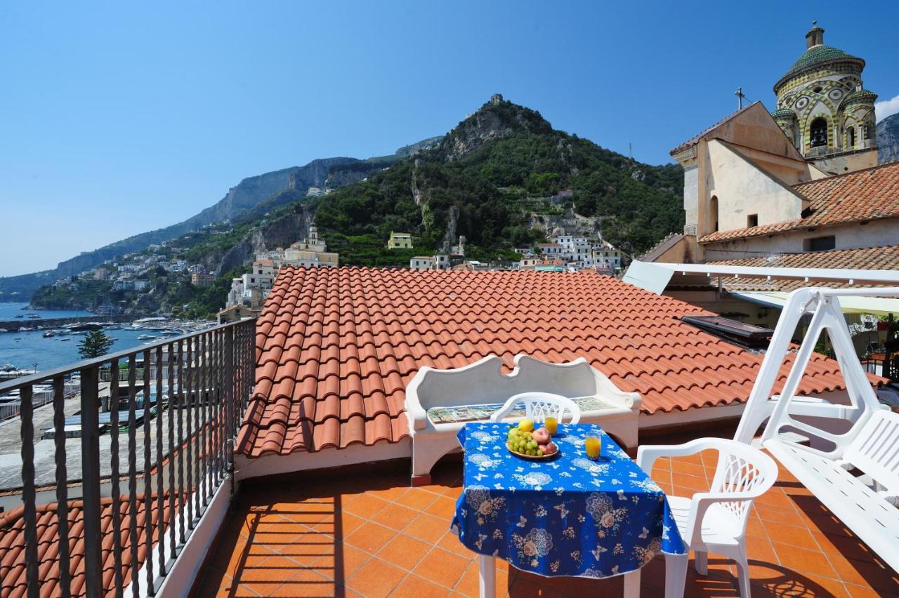 Mamma Rosanna - Apartment In Amalfi With Terrace Exterior foto