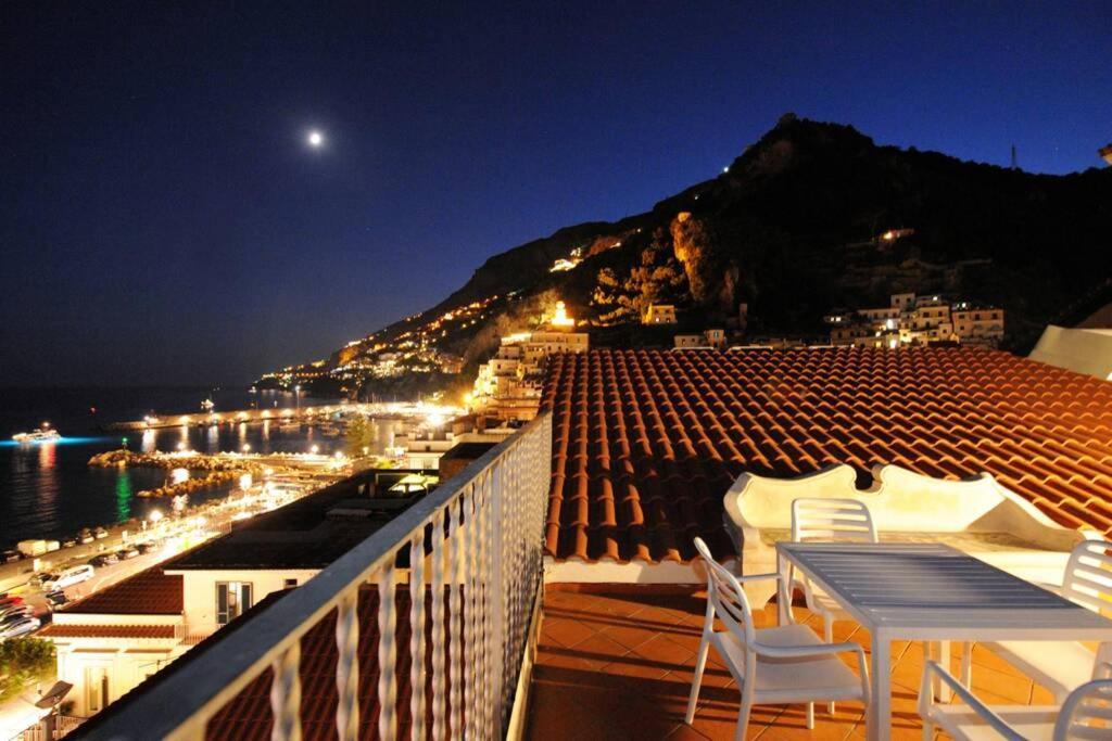 Mamma Rosanna - Apartment In Amalfi With Terrace Exterior foto